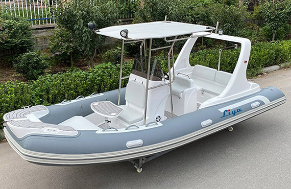 19 Foot Rigid inflatable boat 19 Foot Rigid inflatable boat