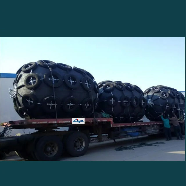Pneumatic Rubber Fenders